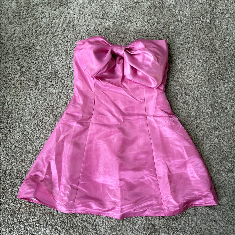 Bow dress - Picture 4 of 5